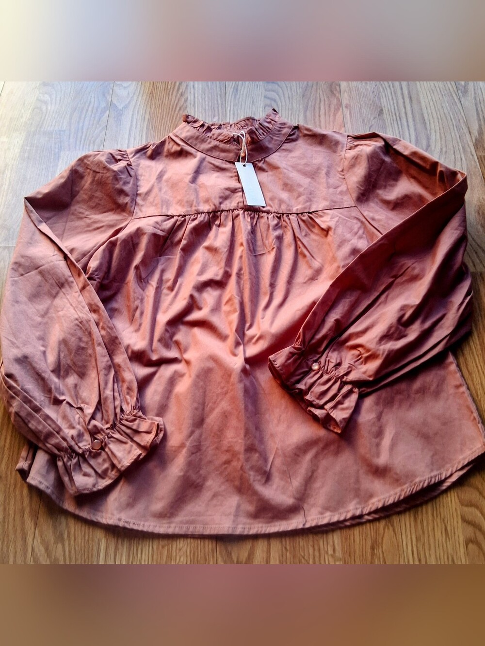 NWT Ladies Top By Status By Chenault, Sz S